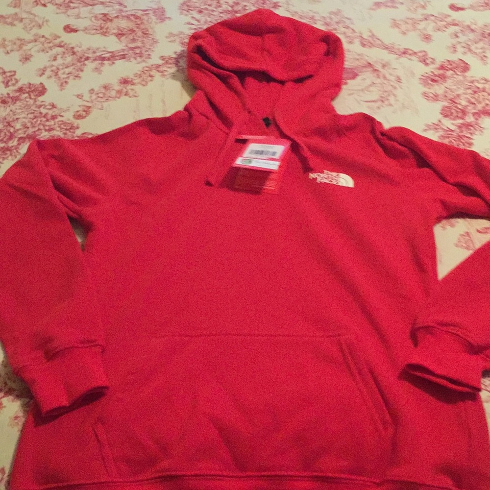 The North Face Women’s Hoodie NWT